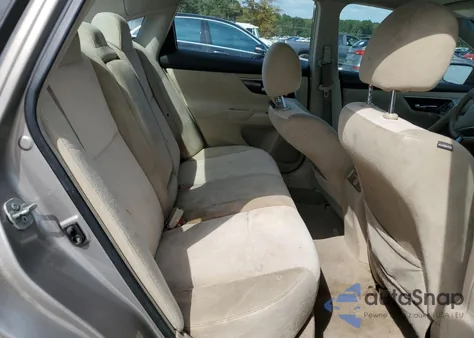 2013 Nissan Altima 2.5 z USA, uszkodzony, nr VIN 1N4AL3AP9DN429256